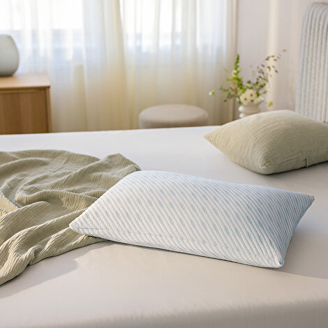 Tempur Prima Medium Smartcool Yastık 50x70 cm